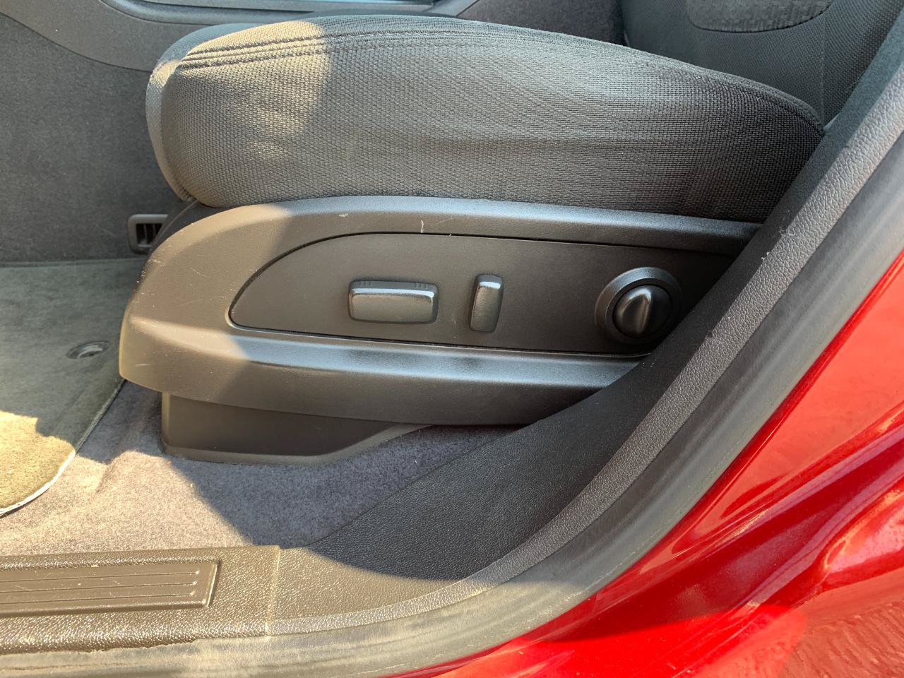 Used 2012 Chevrolet Traverse LT w/ All-Star Edition FWD image 12