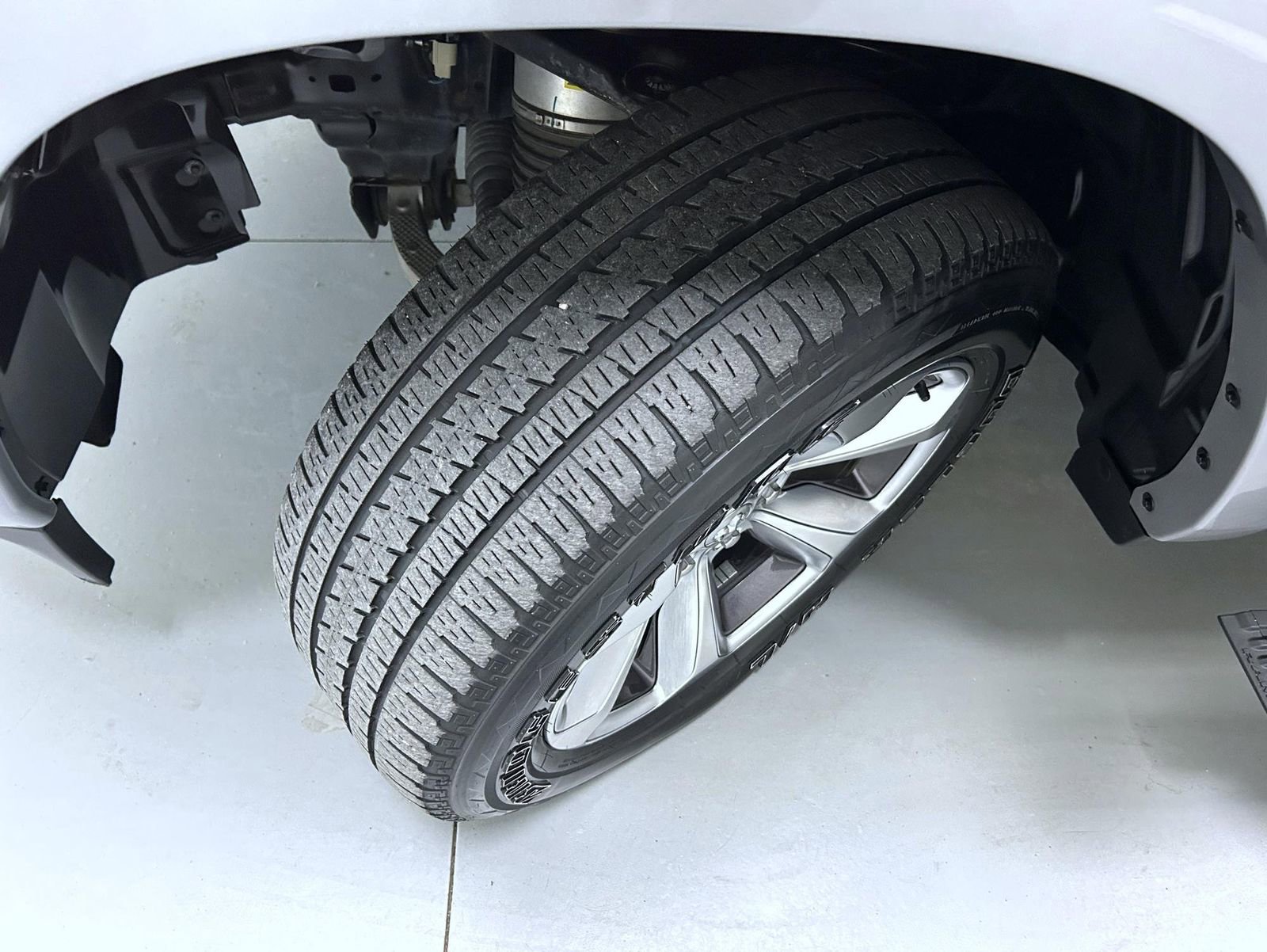 Used 2020 RAM 1500 Limited image 23