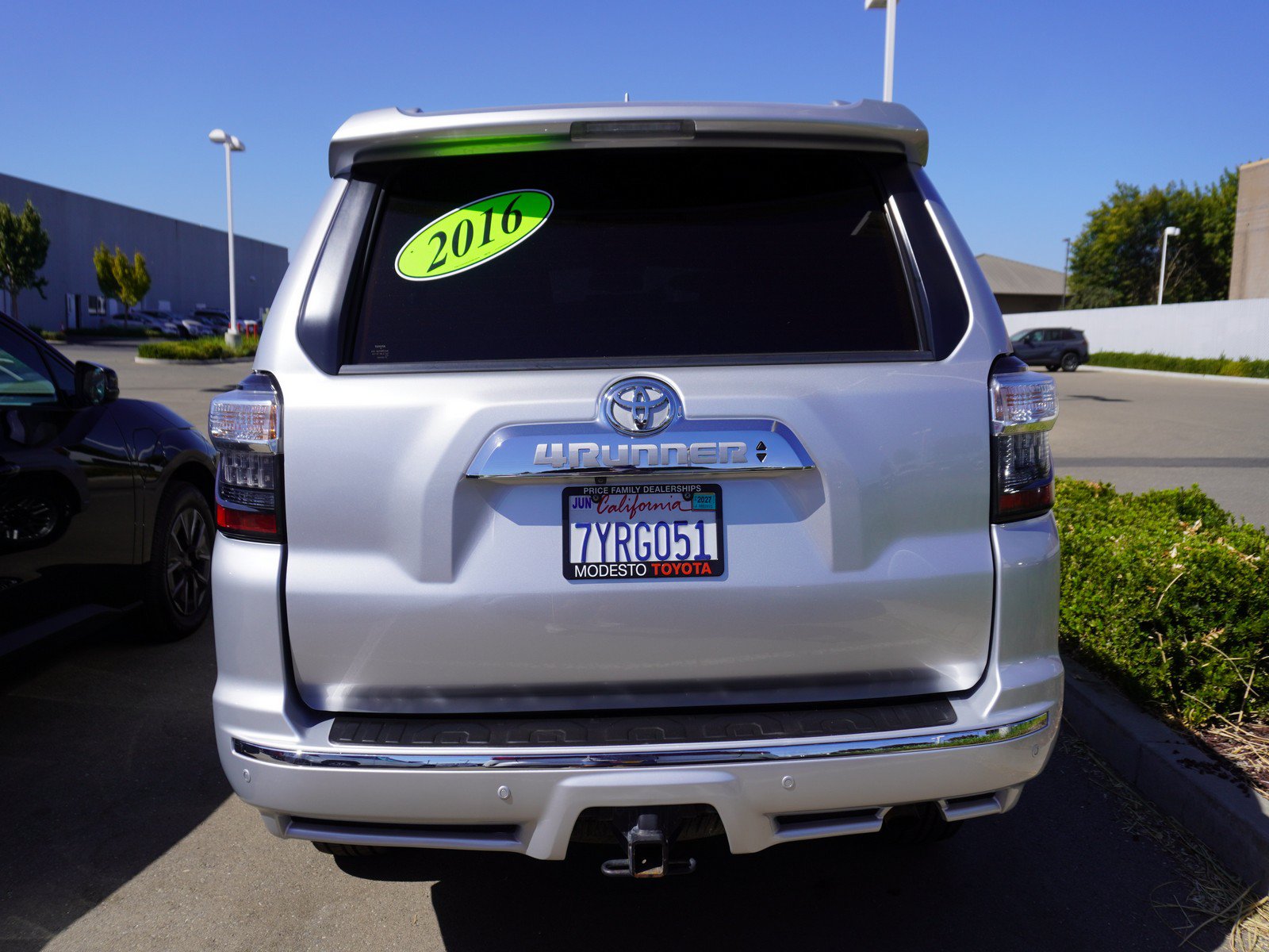 Used 2016 Toyota 4Runner Limited AWD/4WD image 10