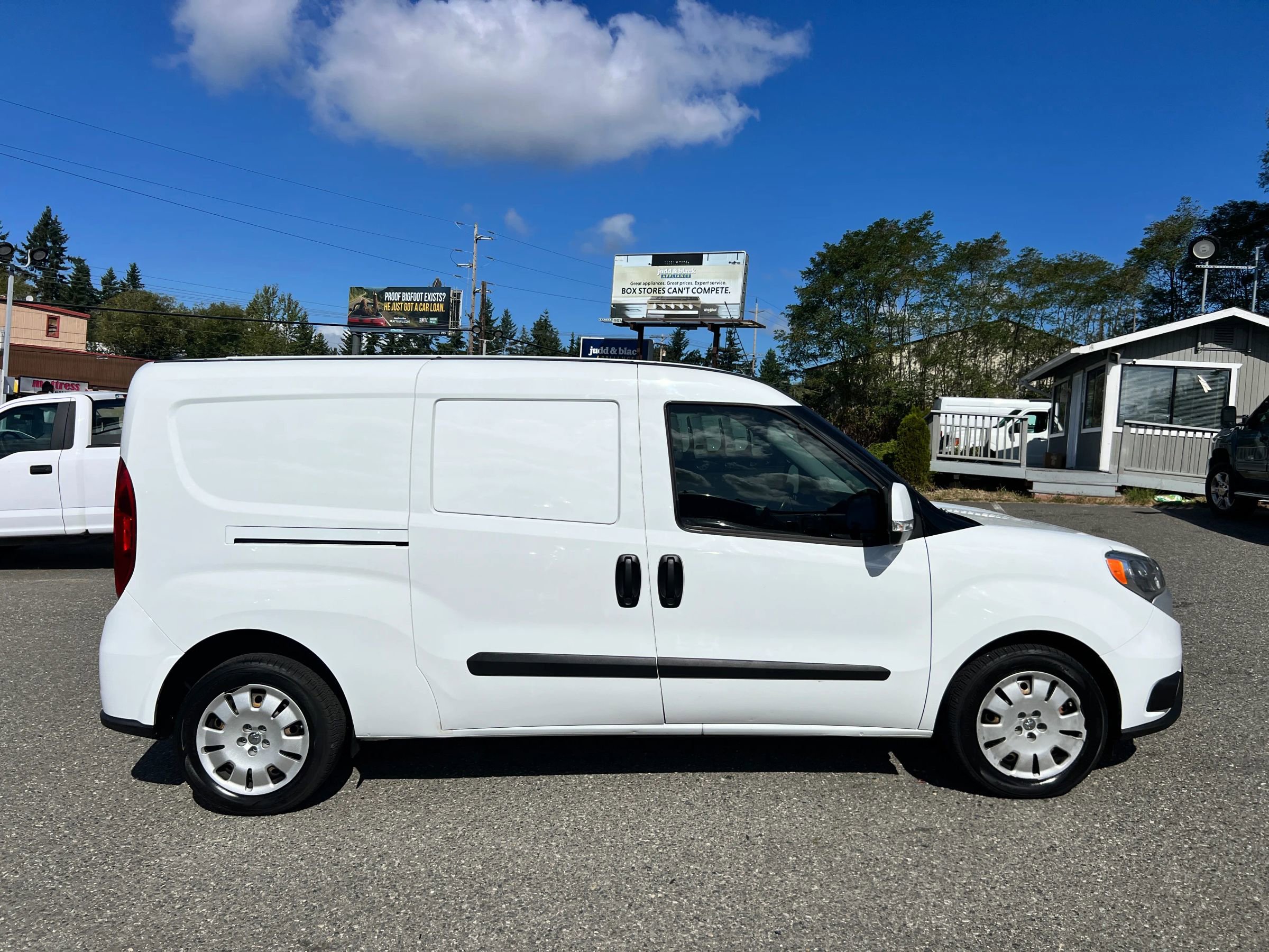 Used 2020 RAM ProMaster City Tradesman SLT image 8