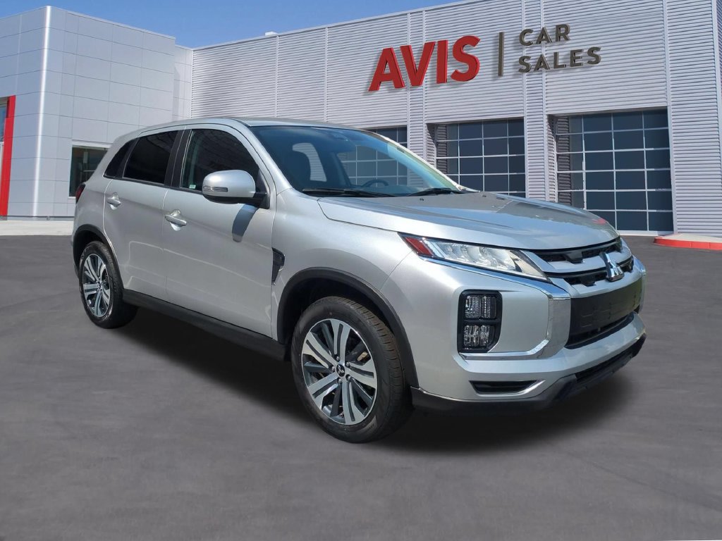 Used 2025 Mitsubishi Outlander Sport SE AWD/4WD image 3