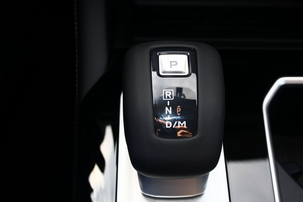 New 2026 Mitsubishi Outlander SE image 19