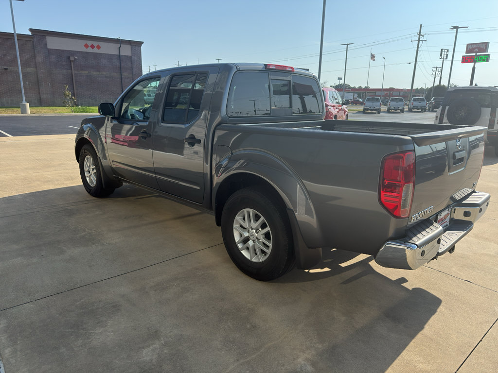 Used 2021 Nissan Frontier SV RWD image 6