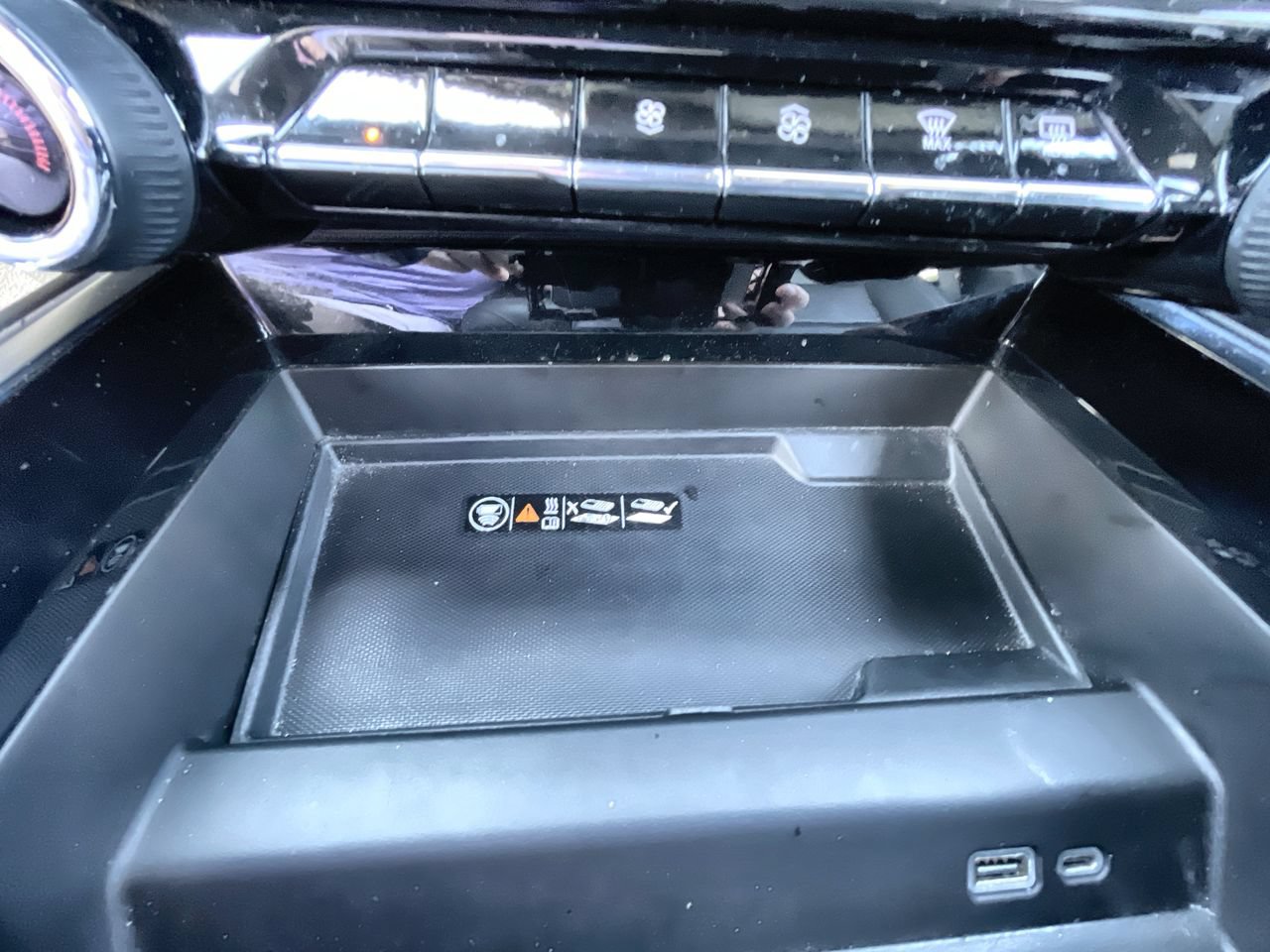 Used 2025 Chevrolet Tahoe LT RWD image 34