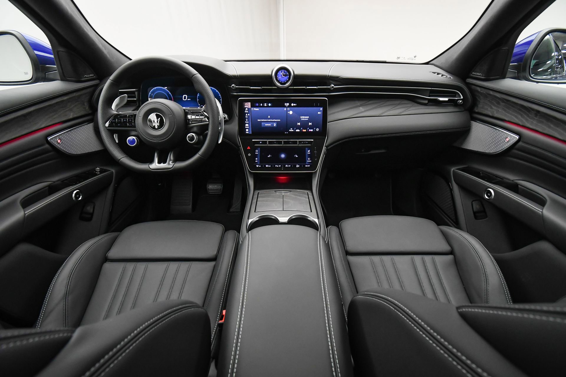 New 2025 Maserati Grecale GT image 13