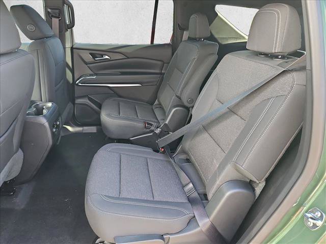 New 2027 Chevrolet Traverse LT FWD image 15