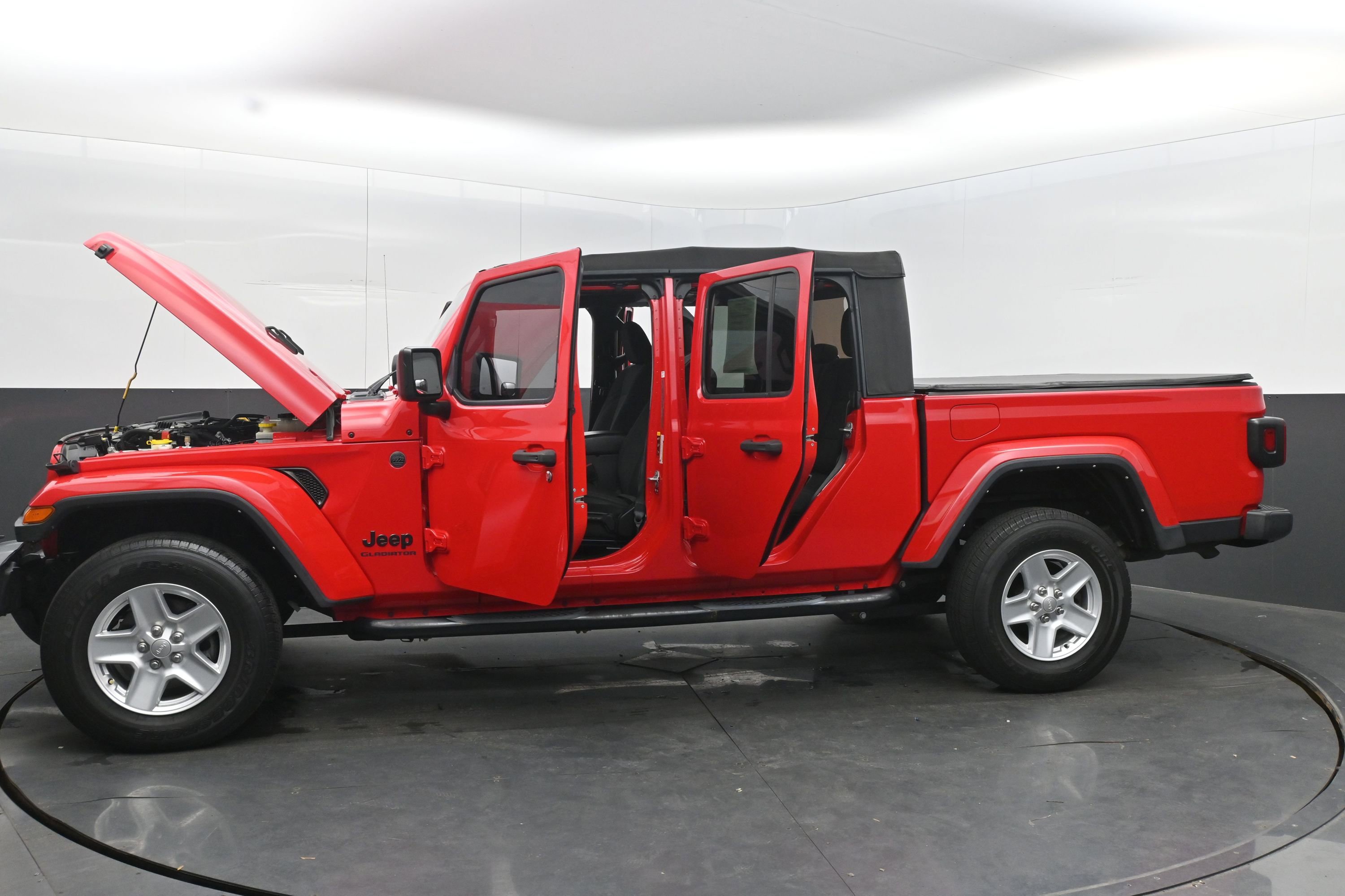 Used 2022 Jeep Gladiator Sport image 39