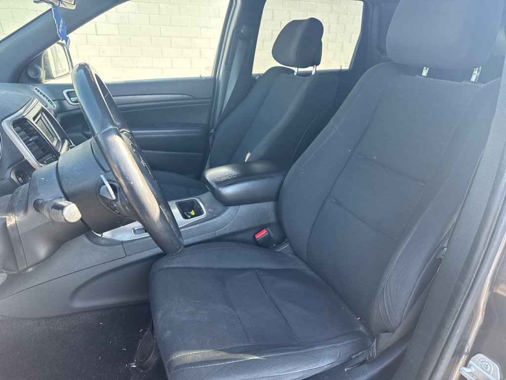 Used 2015 Jeep Grand Cherokee Laredo w/ Quick Order Package 23E image 11