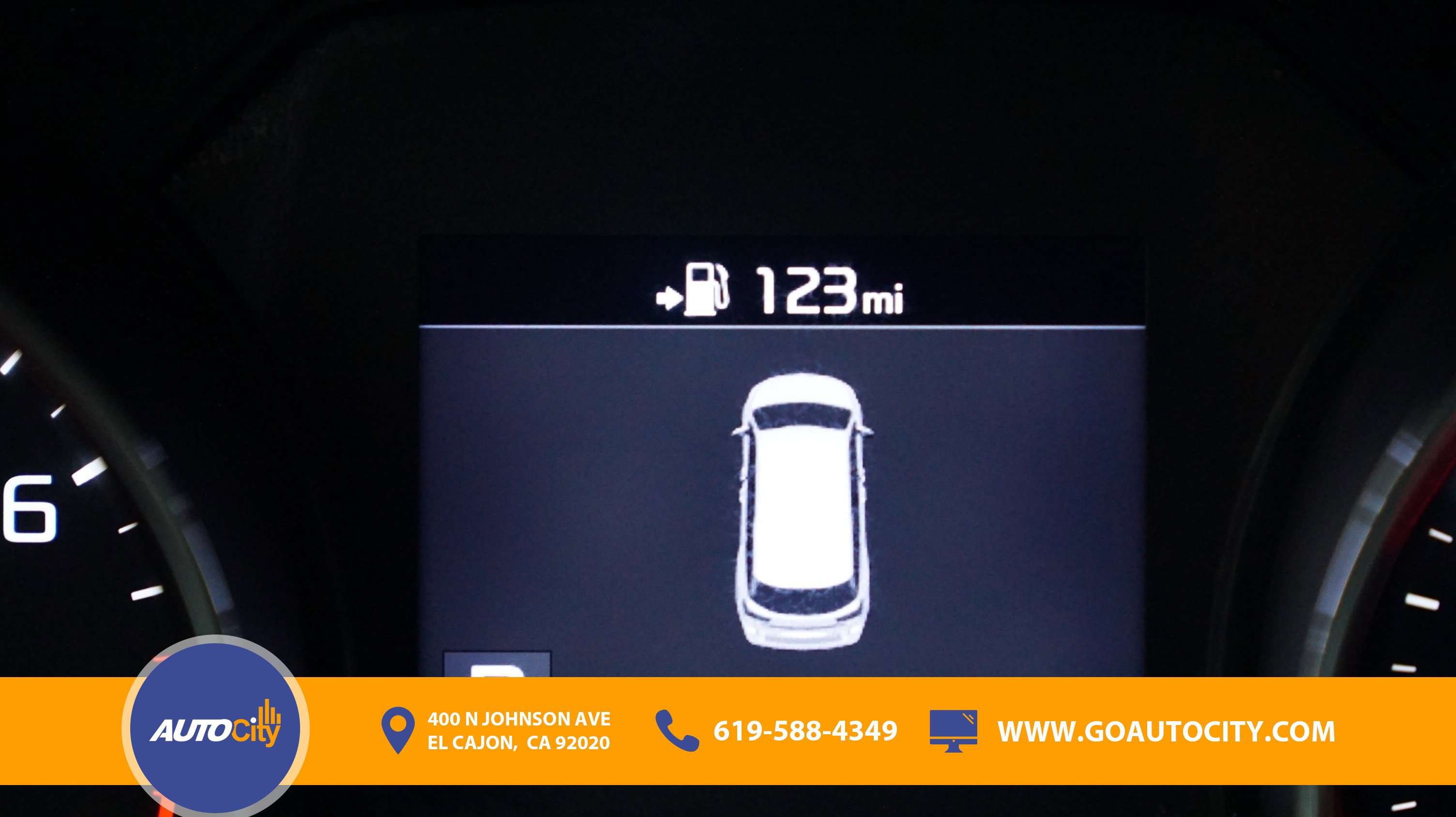 Used 2019 Kia Sedona LX FWD image 3