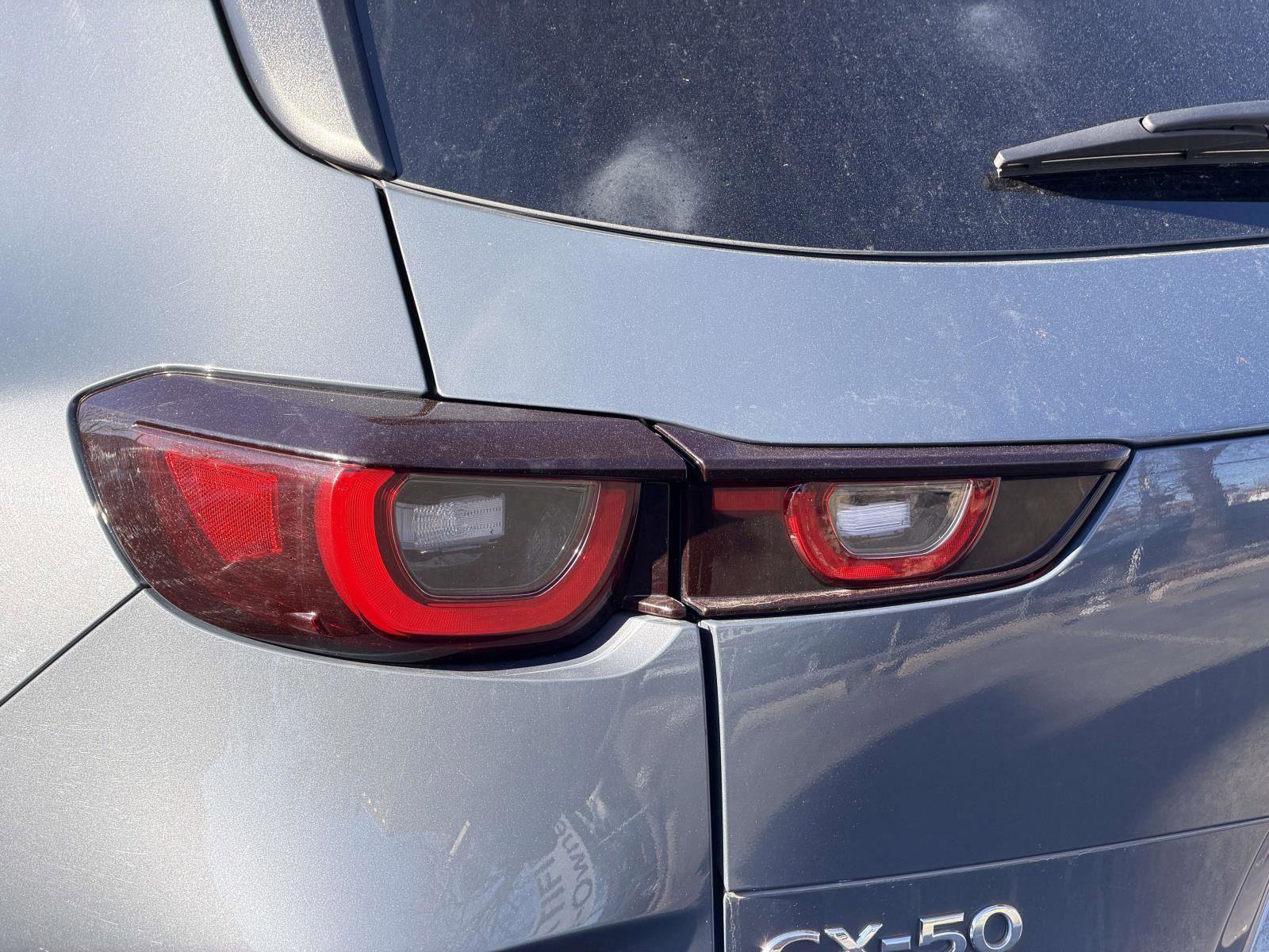 Used 2025 MAZDA CX-50 AWD 2.5 S w/ Preferred Package image 11