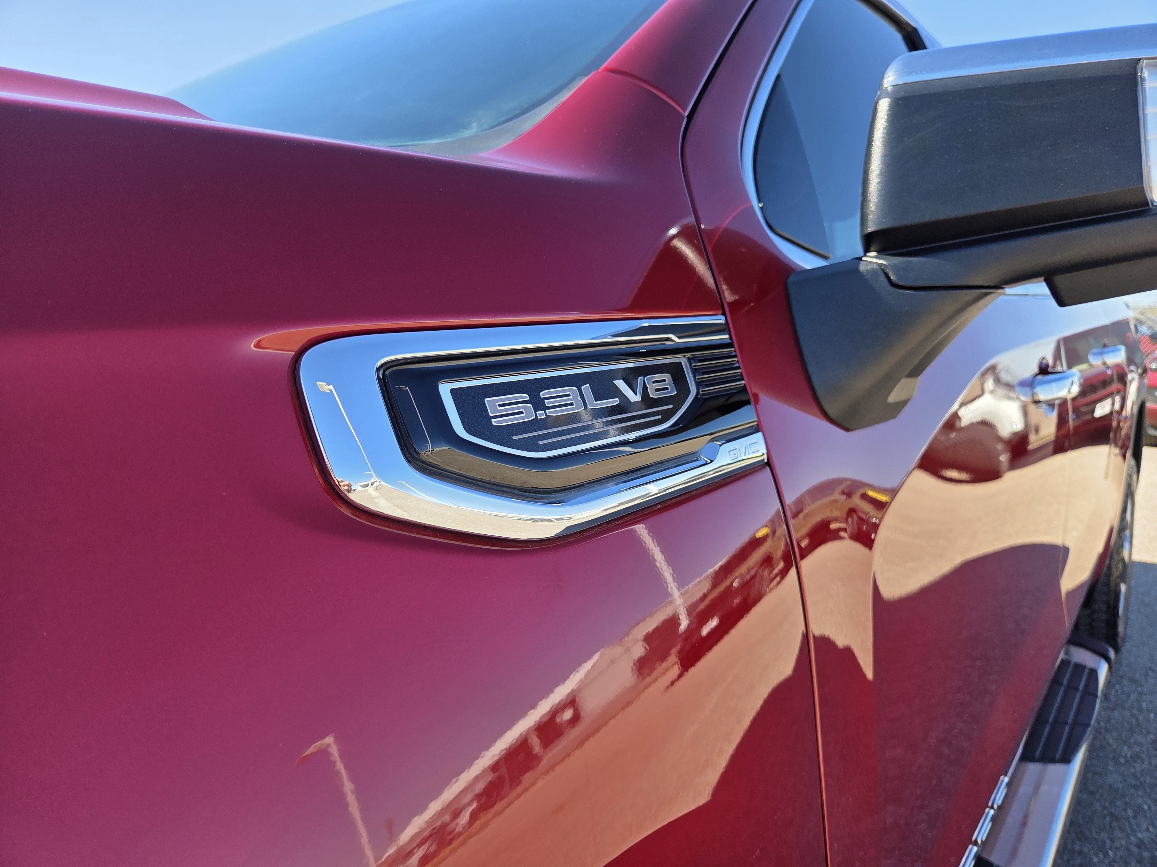 Used 2024 GMC Sierra 1500 SLT w/ X31 Off-Road Package image 12