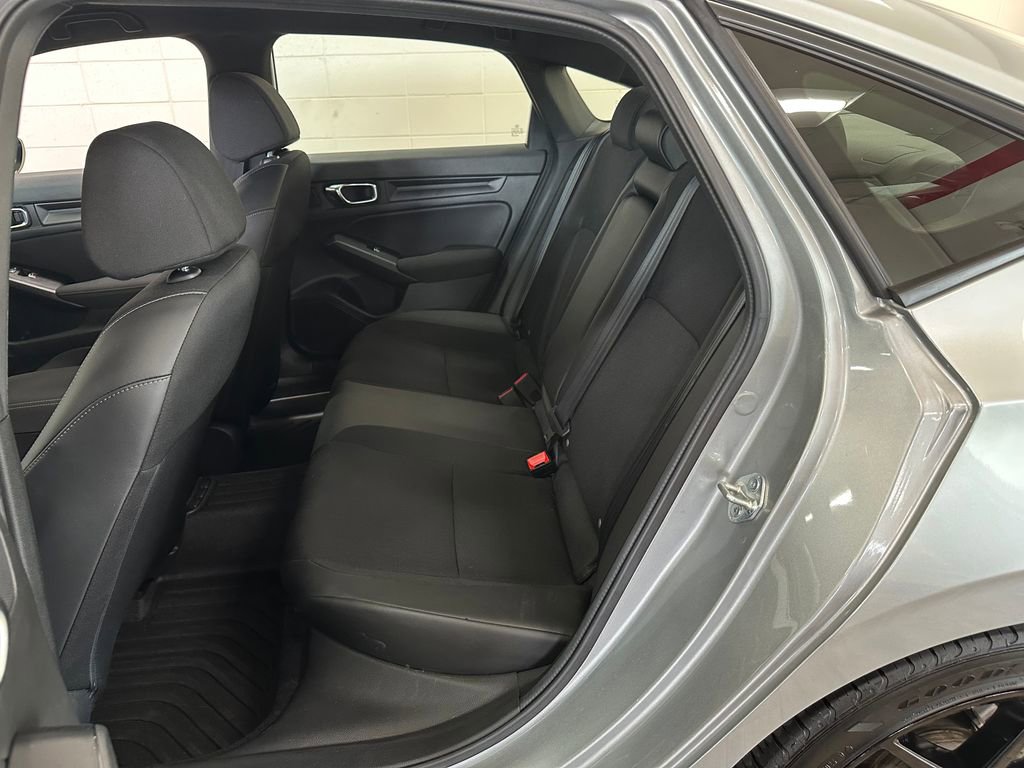 Used 2025 Honda Civic Sport image 31
