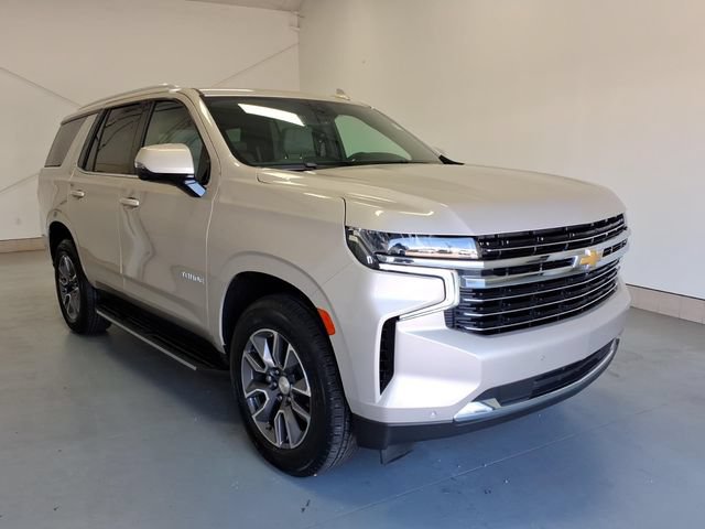 Used 2023 Chevrolet Tahoe LT w/ Luxury Package RWD image 1