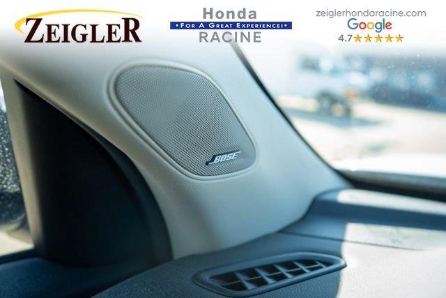 Used 2025 Honda Pilot Touring image 17