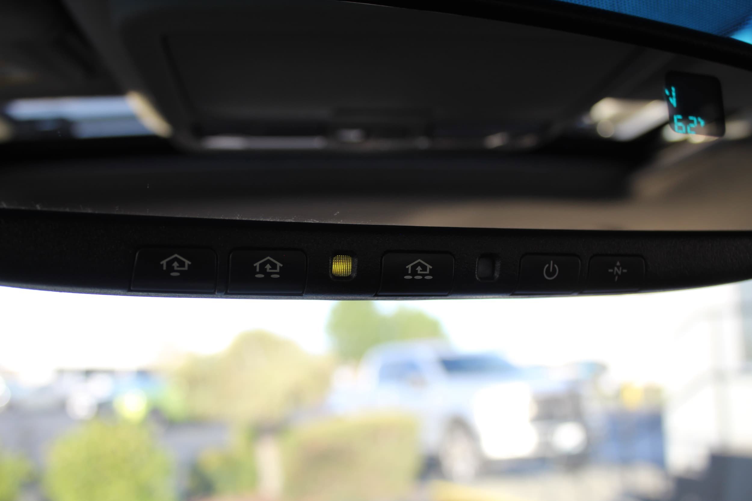 Used 2012 Nissan Frontier 4x4 Crew Cab Long Bed image 34