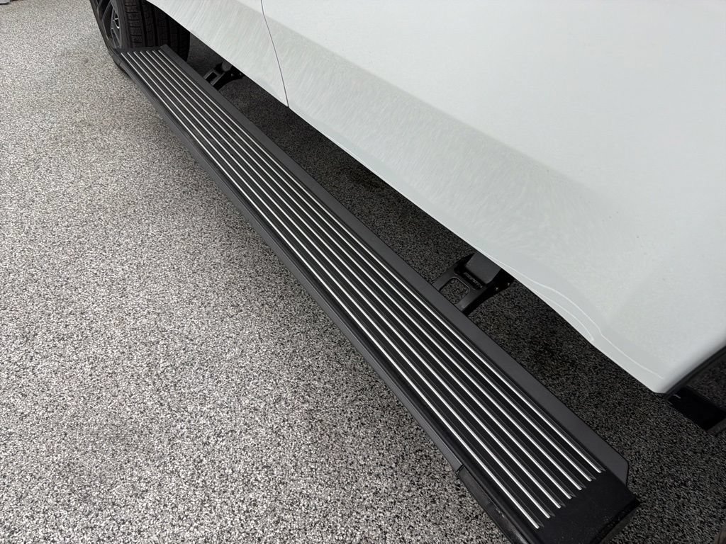 New 2026 Jeep Grand Wagoneer Summit AWD/4WD image 19