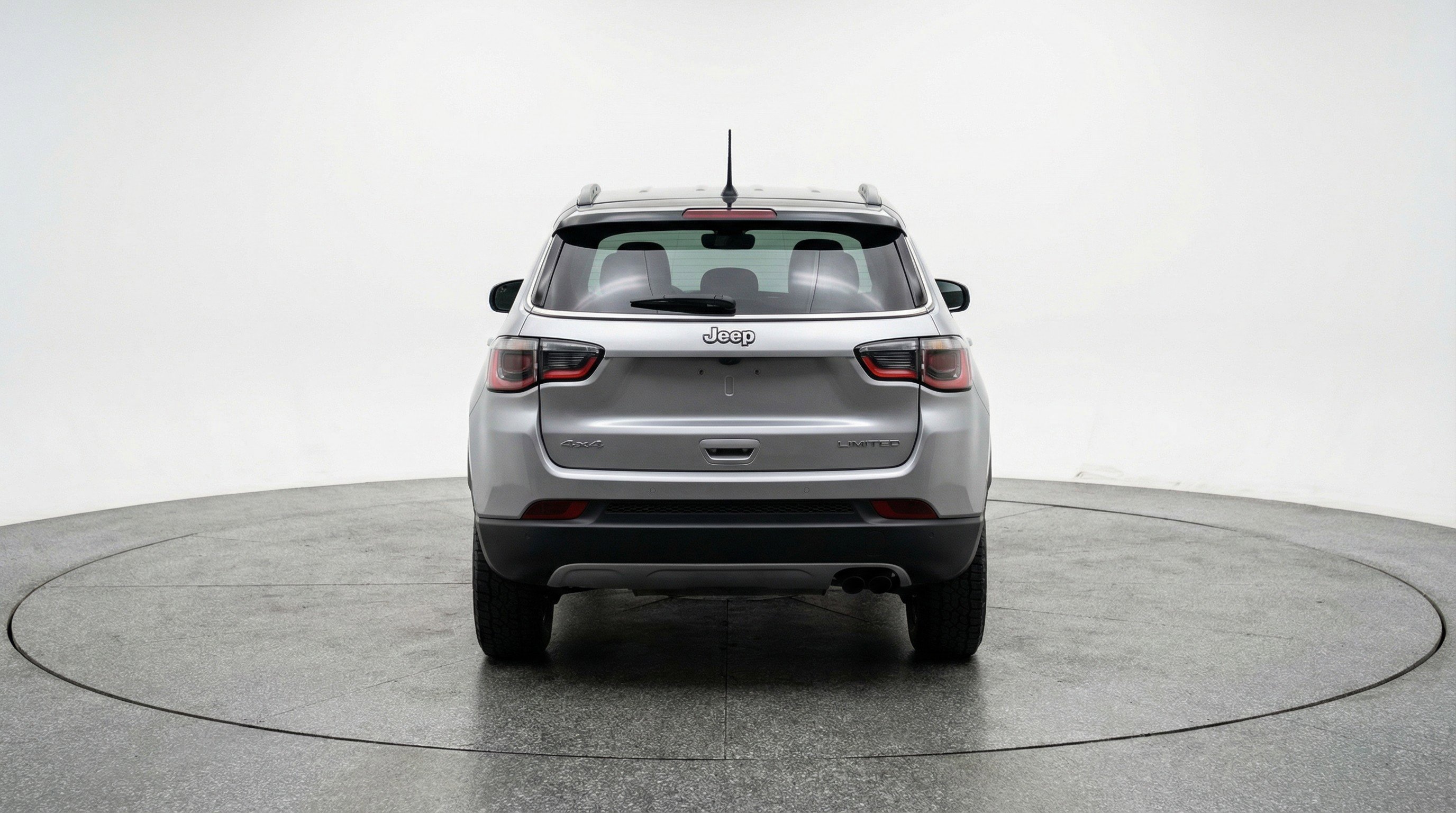 Used 2025 Jeep Compass Trailhawk AWD/4WD image 7