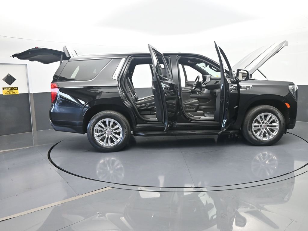 Used 2024 GMC Yukon SLT w/ SLT Luxury Package image 85