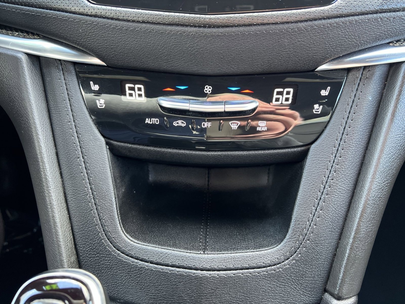 Used 2023 Cadillac XT5 Sportv w/ Technology Package image 20