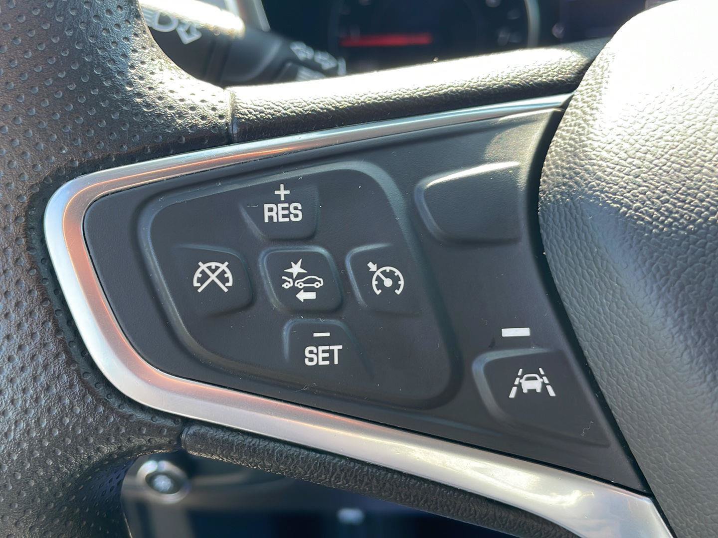 Used 2023 Chevrolet Equinox LS w/ LS Convenience Package FWD image 14