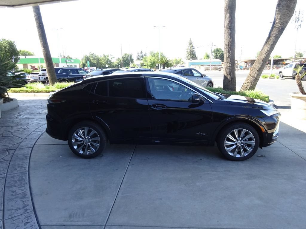 New 2026 Buick Envista Avenir FWD image 8
