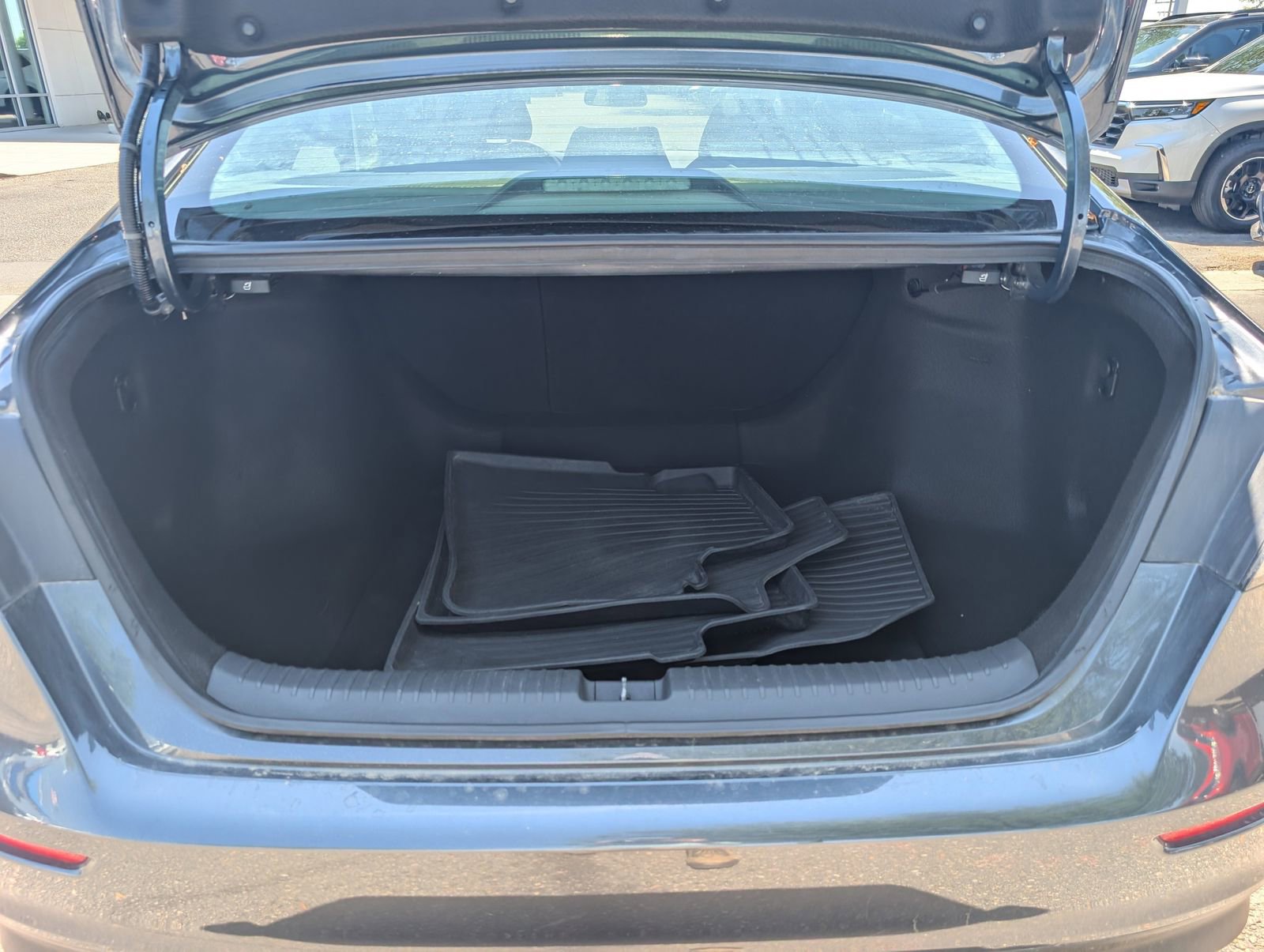 Used 2024 Honda Accord EX image 13