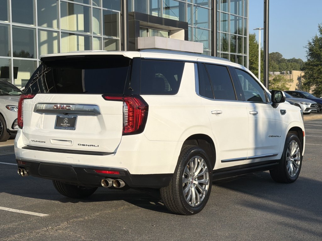 Used 2023 GMC Yukon Denali RWD image 3