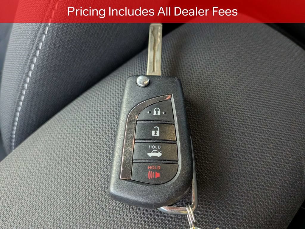 Used 2023 Toyota Corolla LE FWD image 28