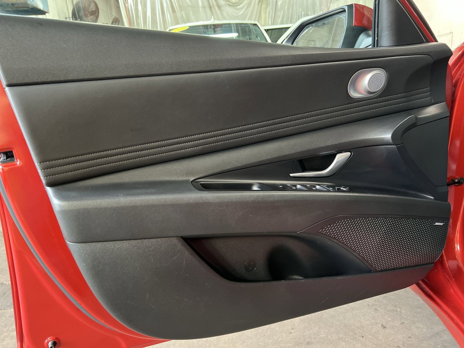 Used 2022 Hyundai Elantra Limited image 12