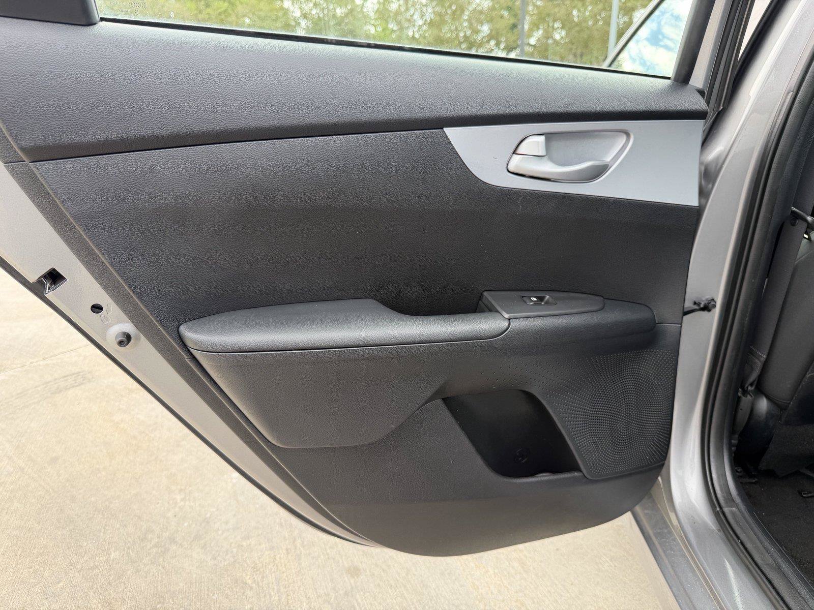 Used 2024 Kia Forte LXS FWD image 17