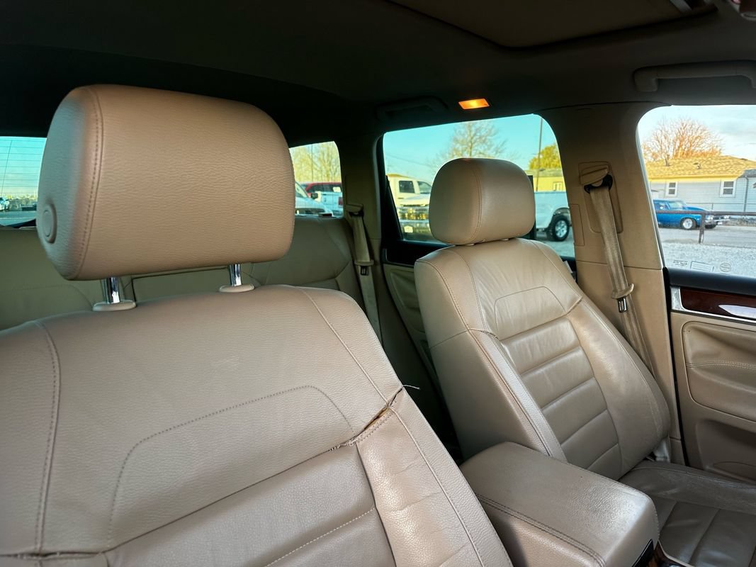 Used 2009 Volkswagen Touareg V6 AWD/4WD image 14