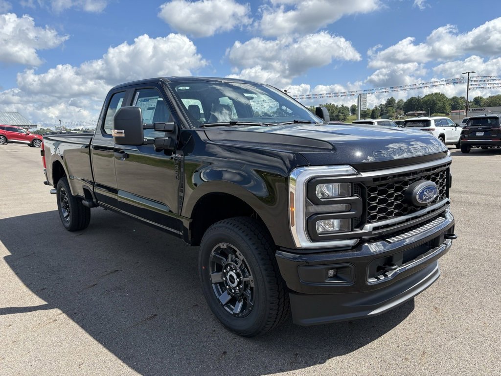 New 2026 Ford F350 XL w/ STX Appearance Package AWD/4WD image 7