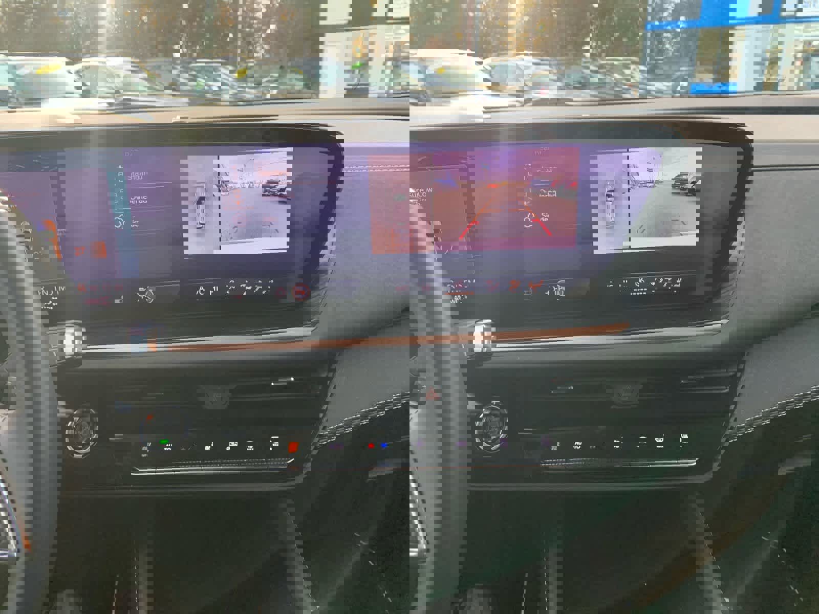 Used 2025 Buick Envision Sport Touring image 28