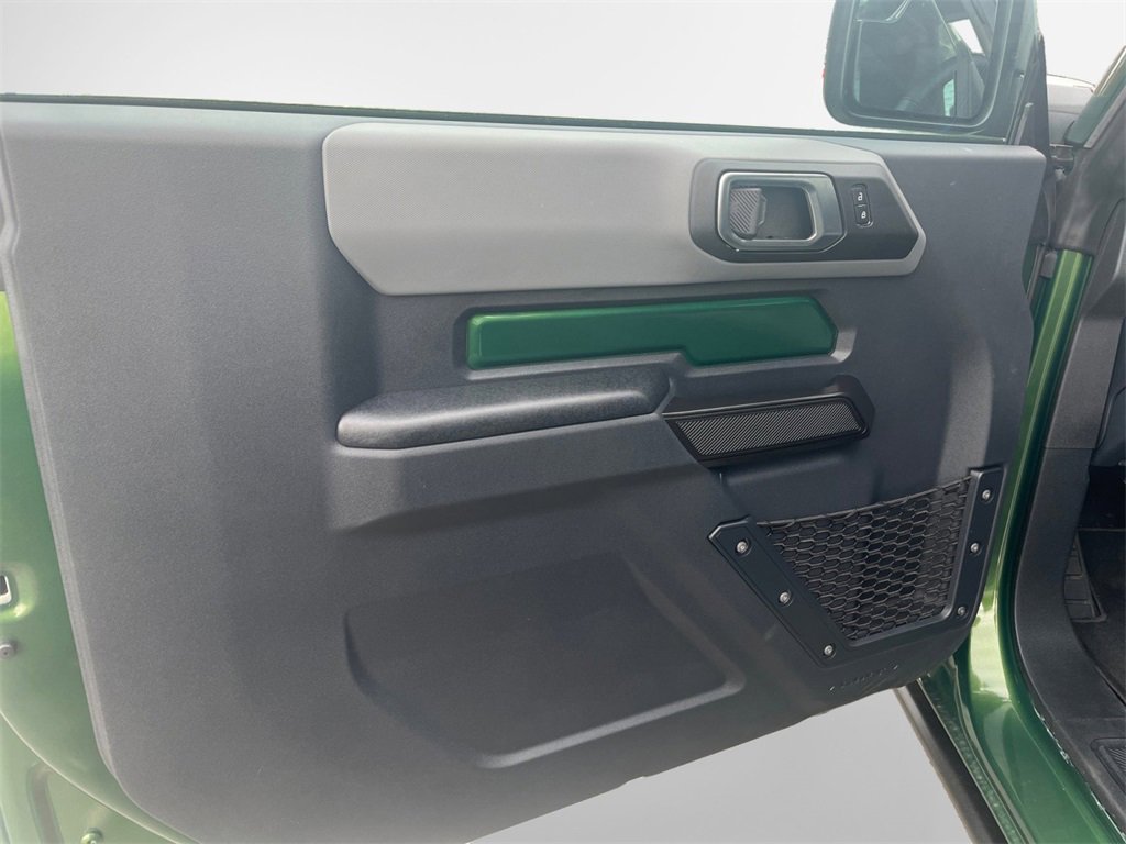 Used 2024 Ford Bronco Black Diamond image 14