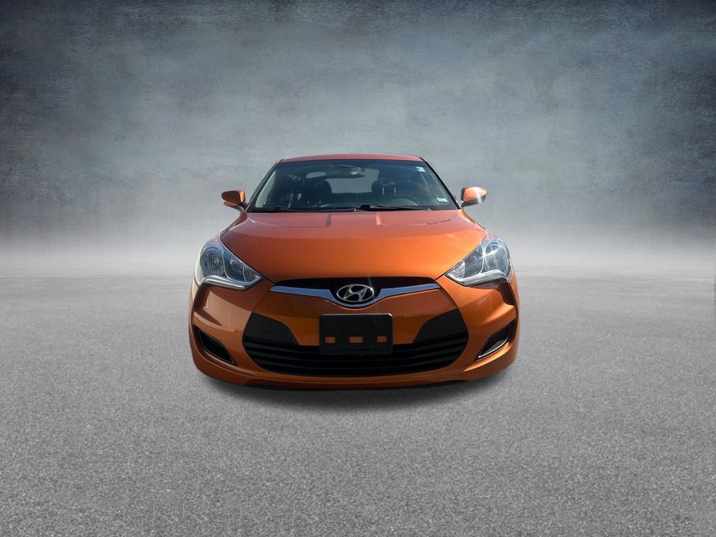Used 2015 Hyundai Veloster FWD image 6