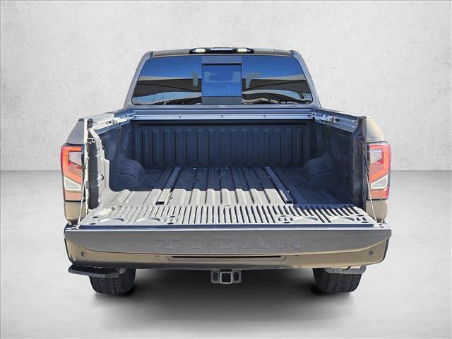 Used 2021 Nissan Titan PRO-4X w/ Pro-4x Convenience Package AWD/4WD image 24