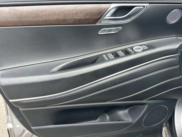 Used 2022 Genesis GV80 3.5T w/ Cargo Package image 17