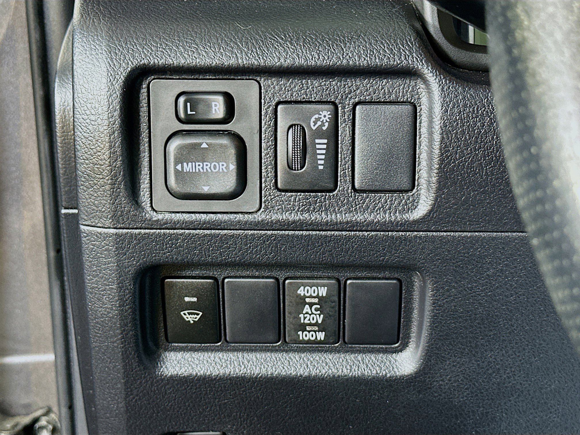 Used 2014 Toyota 4Runner SR5 Premium AWD/4WD image 16