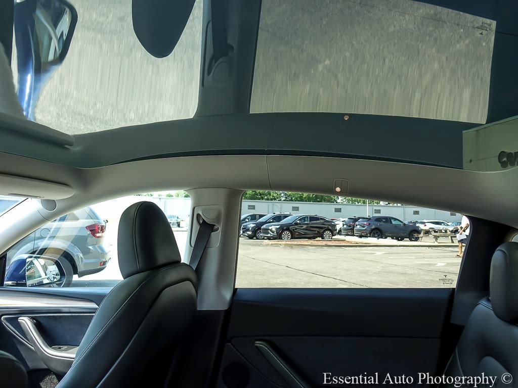 Used 2024 Tesla Model Y Long Range AWD/4WD image 13