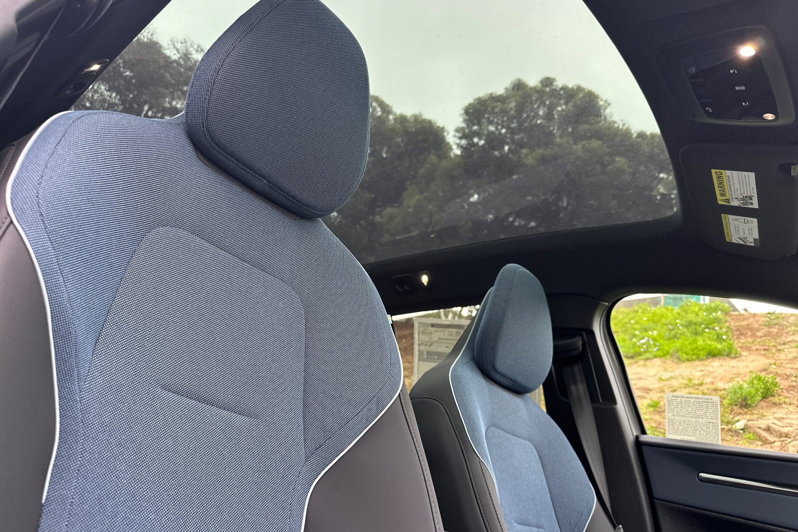 New 2026 Volvo EX30 Cross Country Ultra AWD/4WD image 13