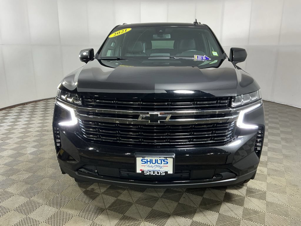 Used 2021 Chevrolet Suburban RST w/ Rear Media and Nav Package AWD/4WD image 3