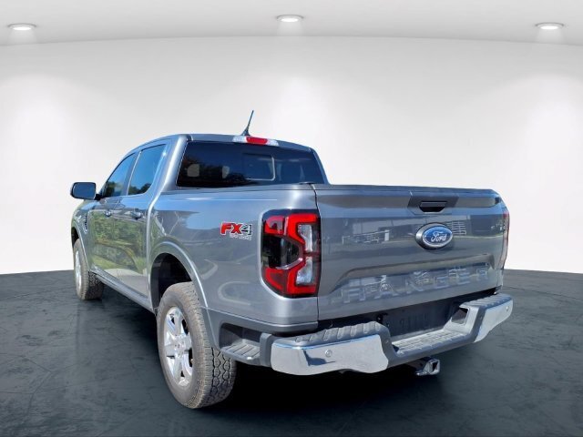 Used 2025 Ford Ranger Lariat w/ FX4 Off-Road Package AWD/4WD image 17