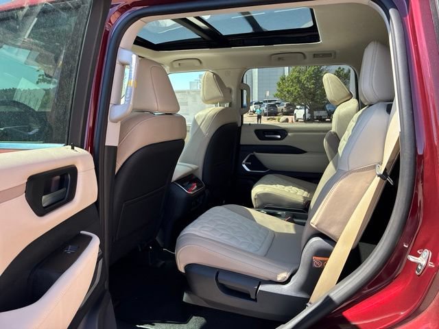 New 2026 Nissan Armada Platinum w/ Accent Package AWD/4WD image 10