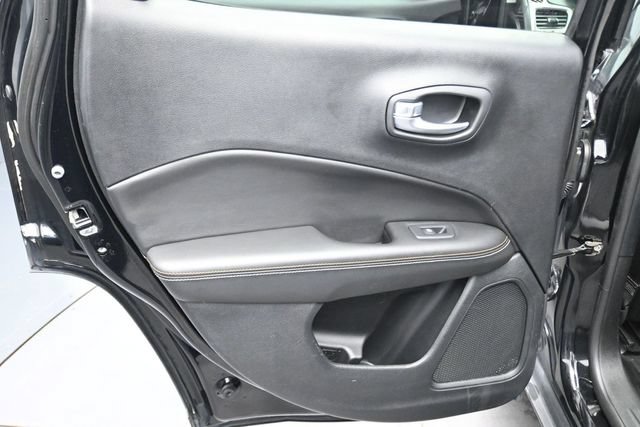 Used 2018 Jeep Compass Sport FWD image 18