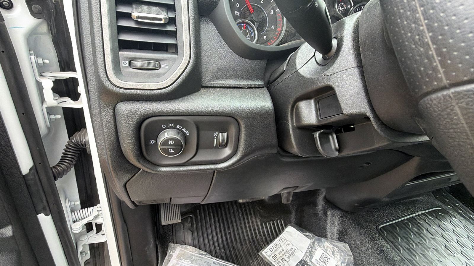 New 2026 RAM 4500 Tradesman w/ Chrome Appearance Group AWD/4WD image 19