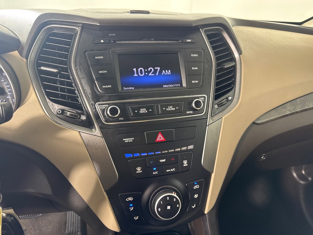 Used 2017 Hyundai Santa Fe Sport image 17