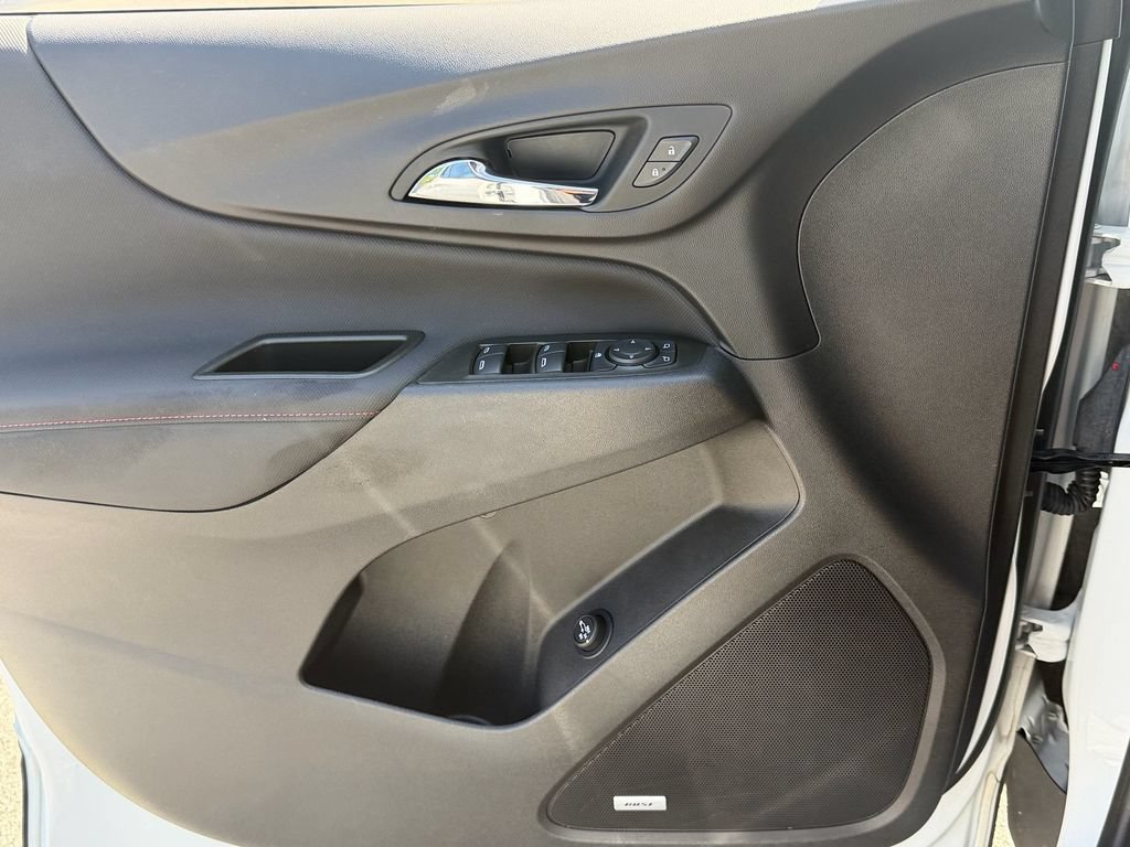 Used 2024 Chevrolet Equinox RS w/ RS Leather Package FWD image 35
