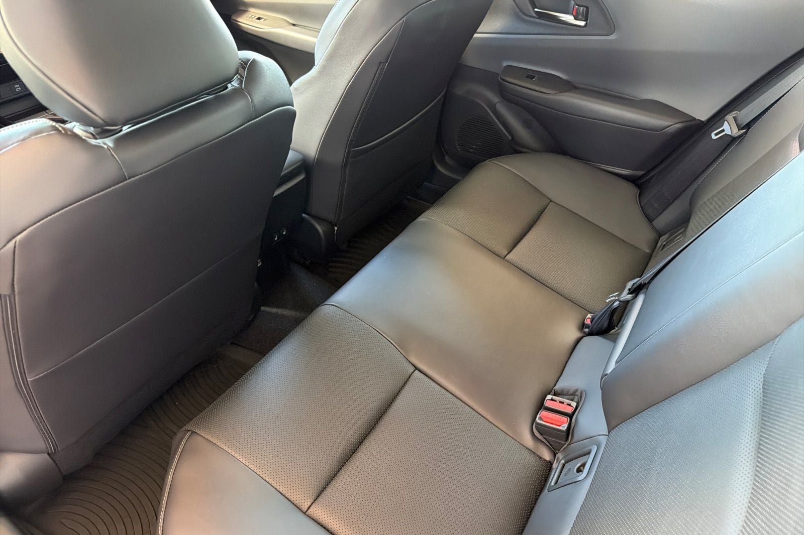 New 2026 Toyota Prius Limited AWD/4WD image 14
