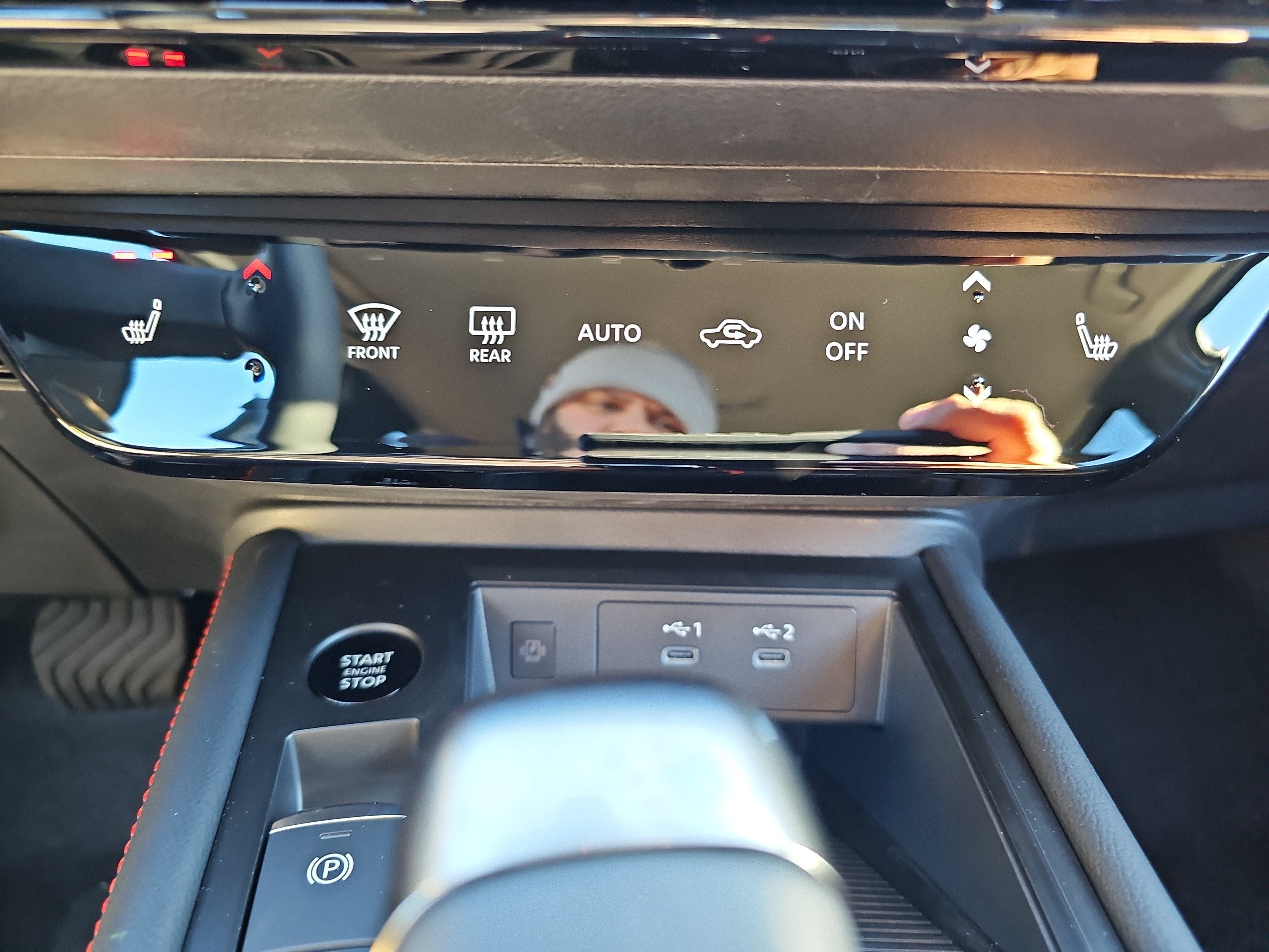 New 2026 Nissan Kicks SR w/ Cold Weather Package AWD/4WD image 28
