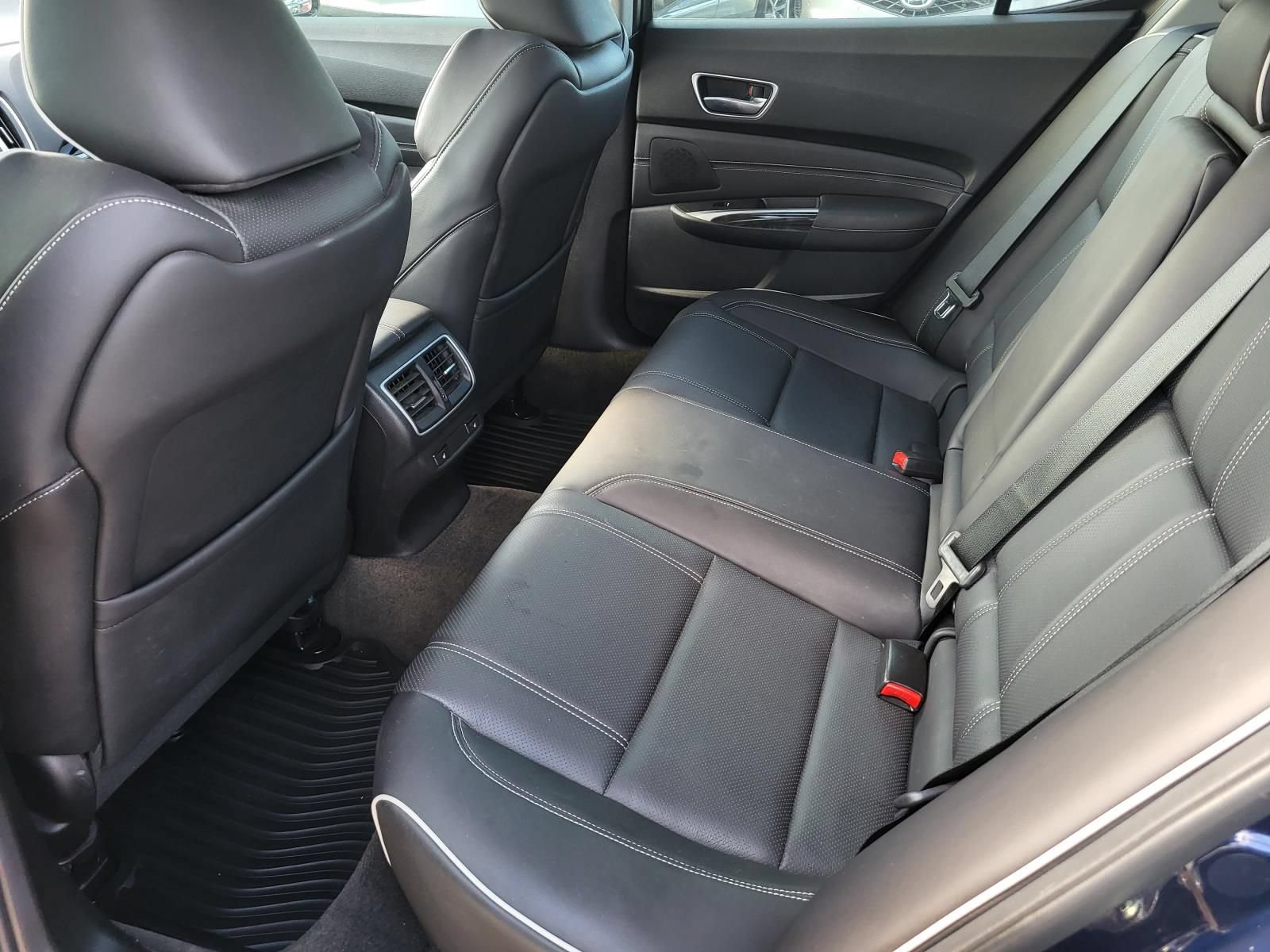 Used 2018 Acura TLX V6 SH-AWD w/ Advance Package image 11